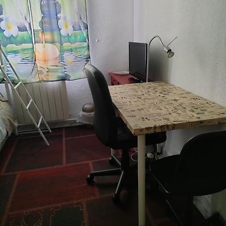 Habitacion Privada, Luminosa Y Bien Comunicada Madrid Dış mekan fotoğraf