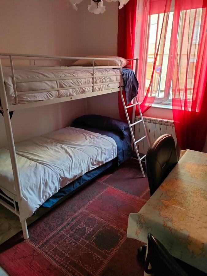 Habitacion Privada, Luminosa Y Bien Comunicada Madrid Dış mekan fotoğraf